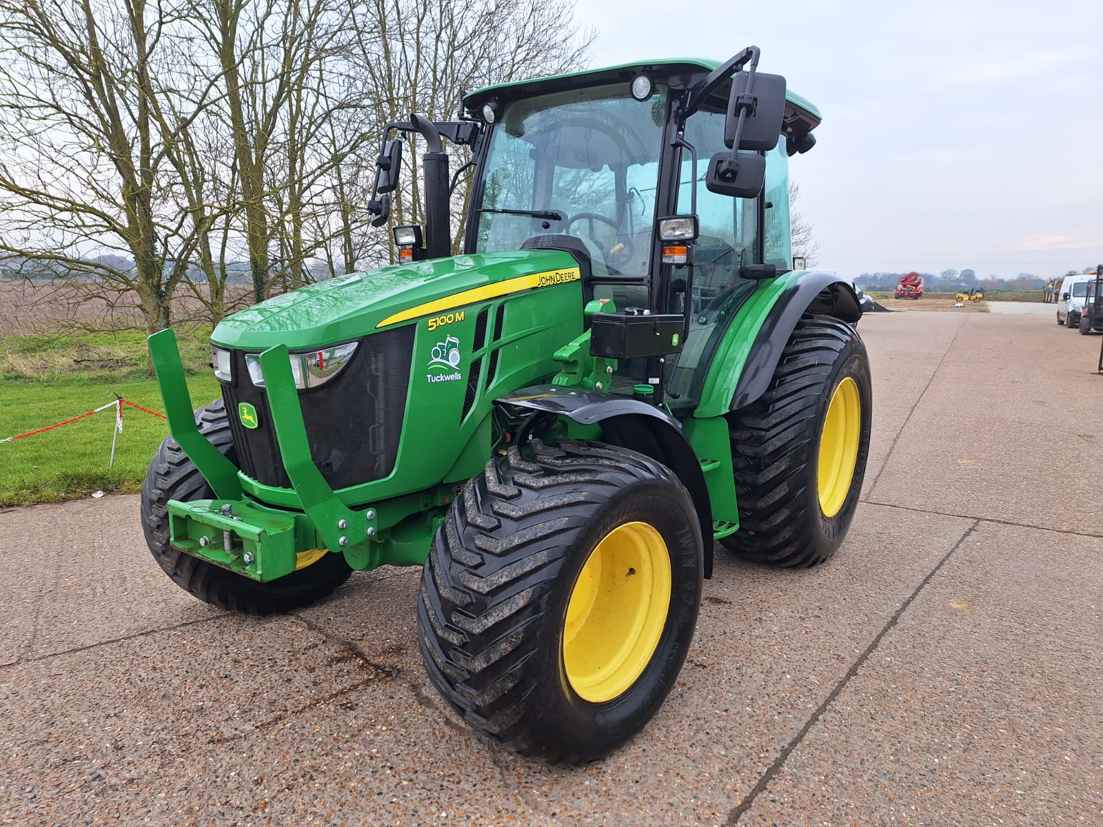 John deere 5100m