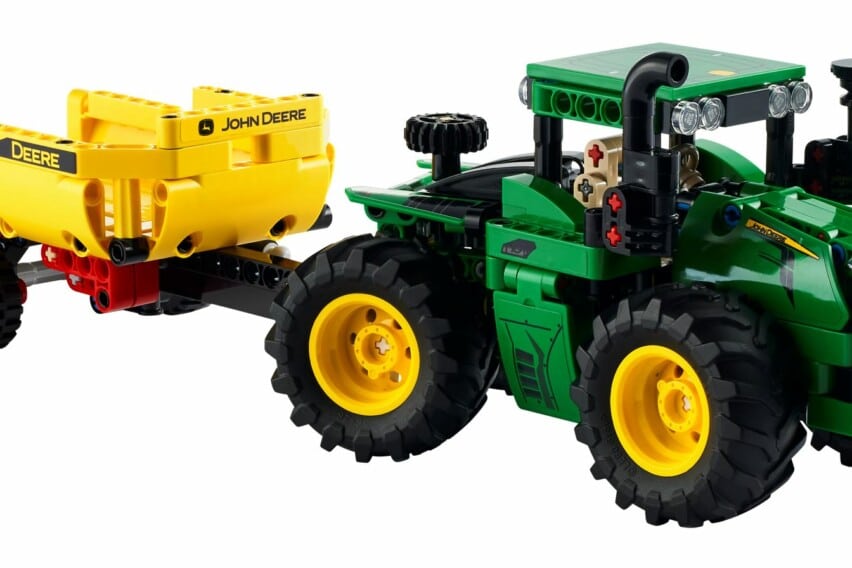 LEGO® Technic John Deere 9620R 4WD Tractor set - Tuckwells